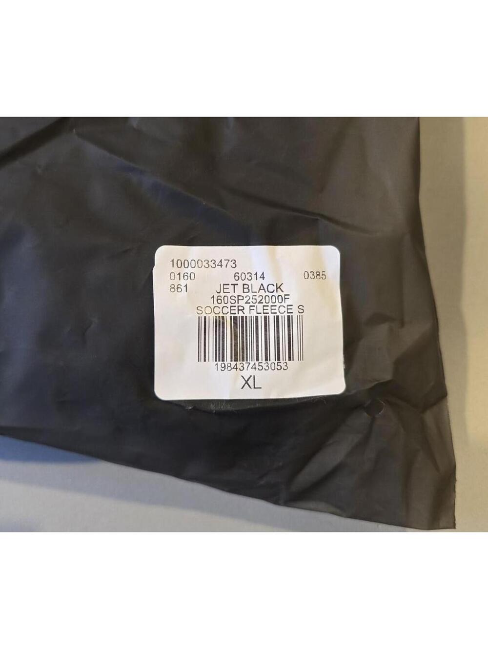 Fear of God Essentials Soccer Fleece Shorts Jet Black X-Large NWT - Picture 4 of 4